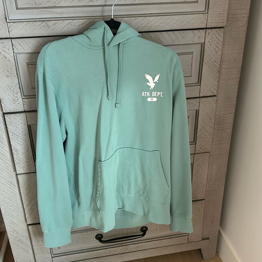 American Eagle Green Sweatshirt
